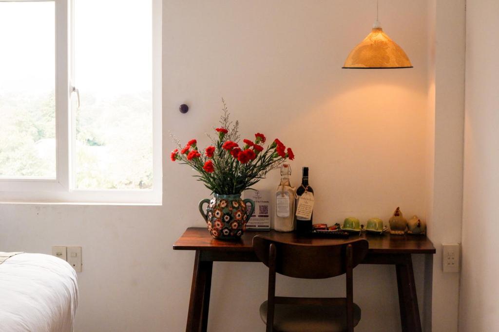 Purple Hue - Charming Riverside Extérieur photo
